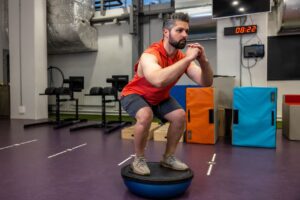Athletic Therapy vs Physiotherapy: Which Fits Your Sports Injury Timeline?